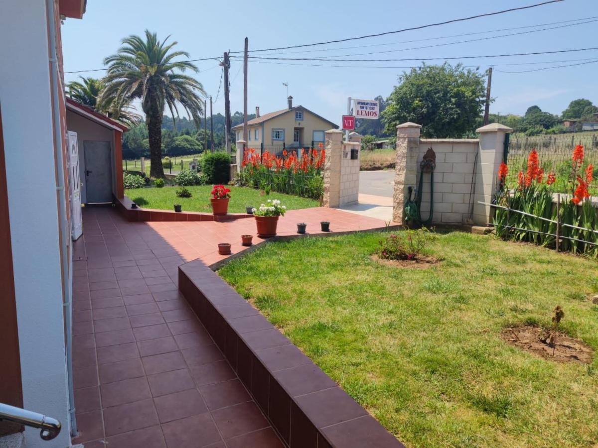 Viviendas de uso turístico Lemos O Pedrouzo Exterior foto